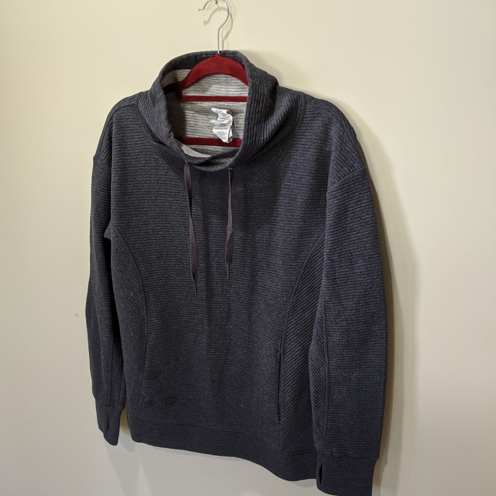 Gray comfy sweater